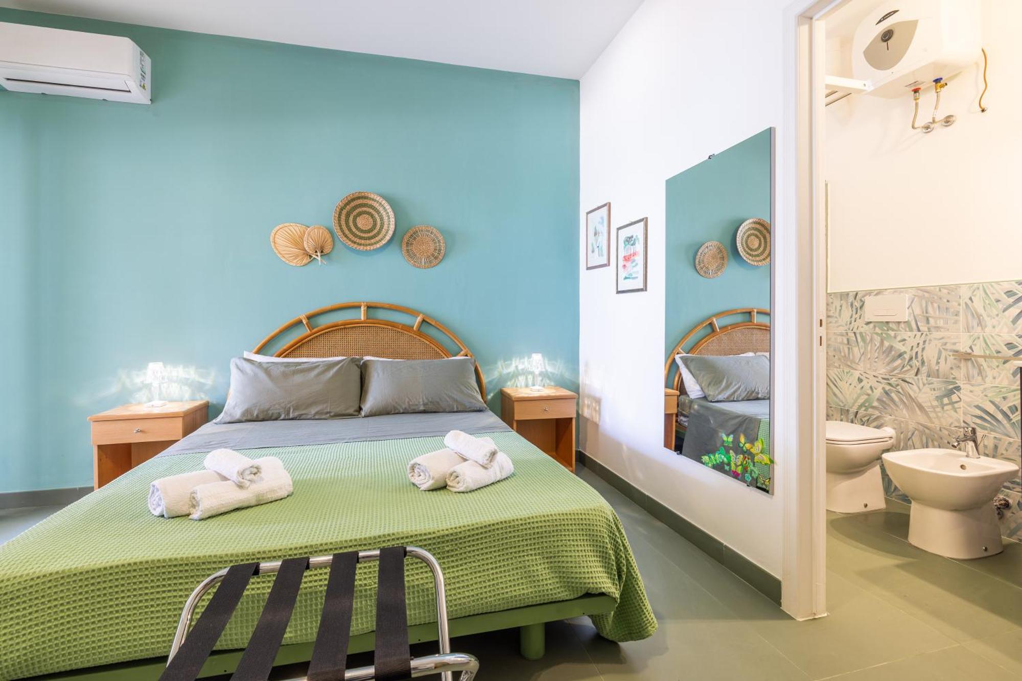 Luxury Suites & Apartment Con Accesso Alla Spiaggia E Parcheggio Privato - Vista Mare Lido Conchiglia Chambre photo